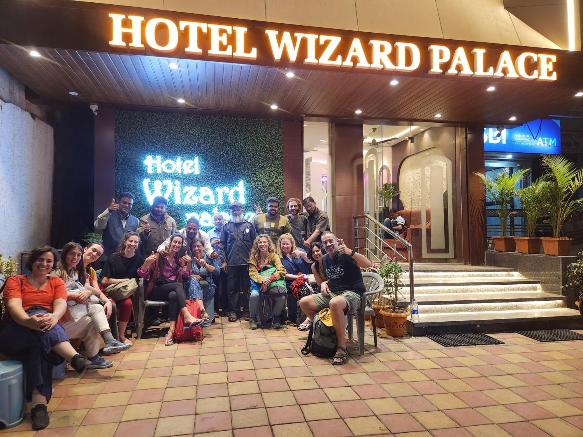 U2 Hotel Wizard Palace Аурангабад Екстериор снимка